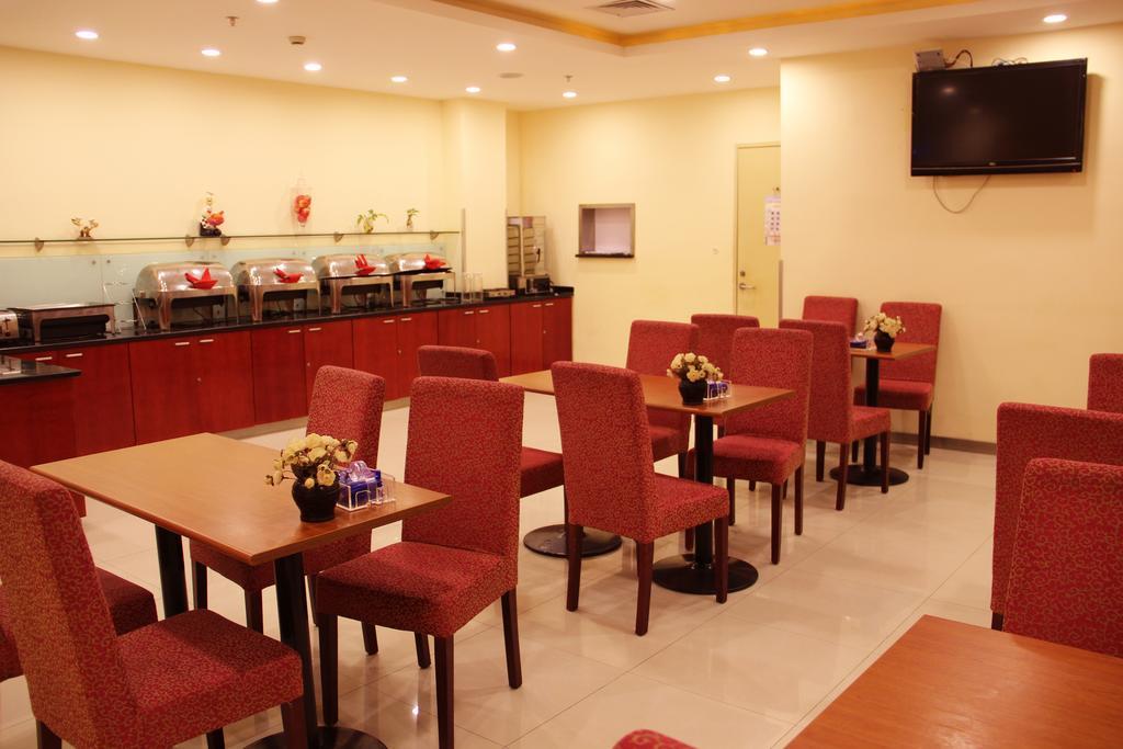 Hanting Express Qingdao Chengyang District Government Bagian luar foto
